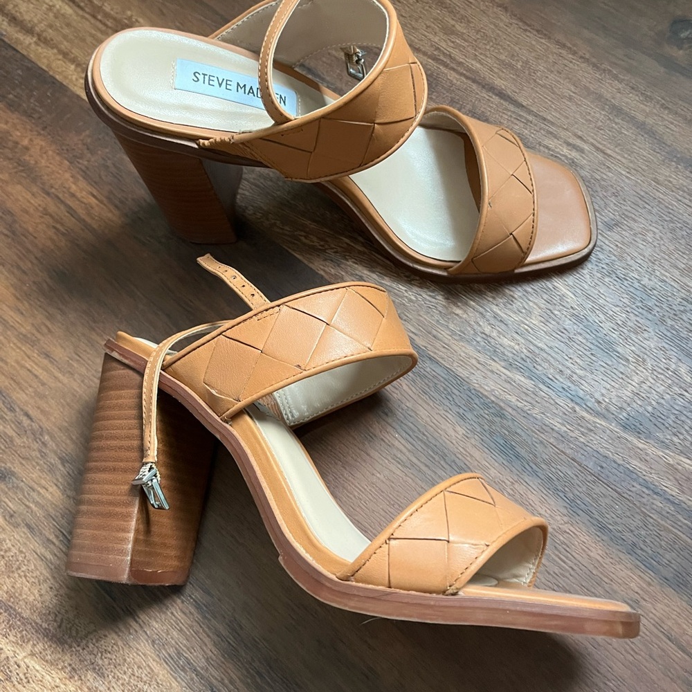Steve Madden Tan Quilted Strap Heels